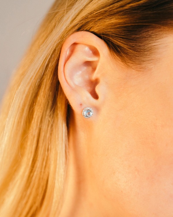 Boucles d'oreilles Ocean en or blanc, diamants et topaze | LECARRE 2