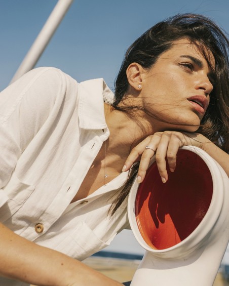 Anel Ocean II em ouro branco, topázio e diamantes | LECARRE