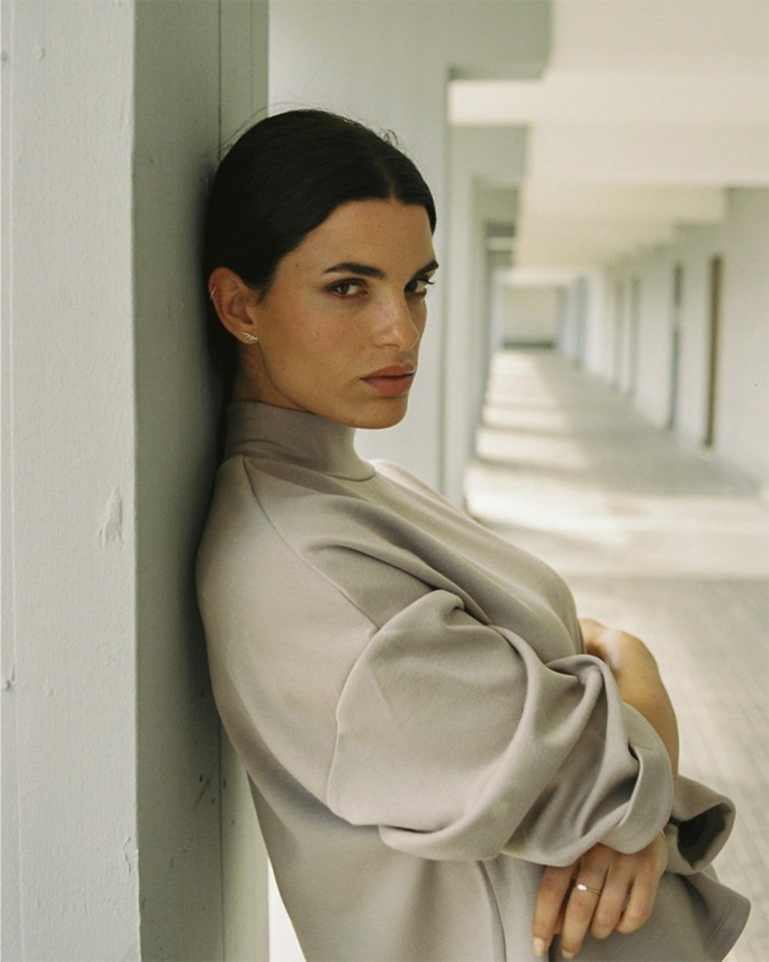 Oorbellen met gouden en diamanten staafjes | LECARRE