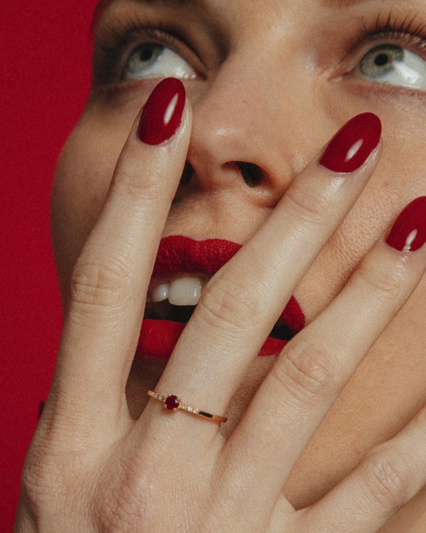 Goldring mit Rubin und Diamanten Colorize | LECARRE 2