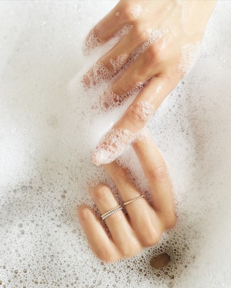 Bubbles ring i 18 karat hvitt gull | LECARRE