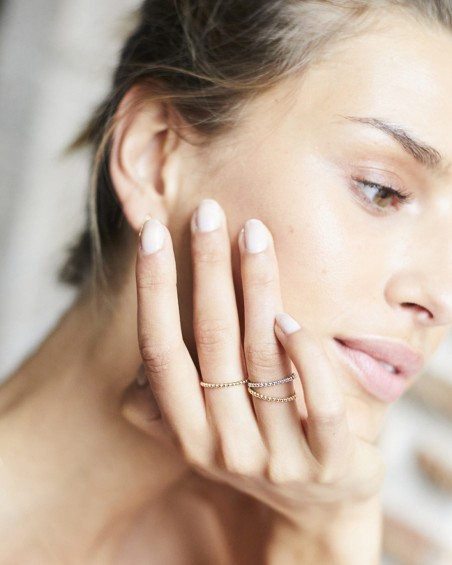 Bubbles ring i 18 karat hvitt gull | LECARRE