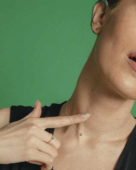 Colorize pierścionek ze złota z diamentami i szmaragdem | LECARRE