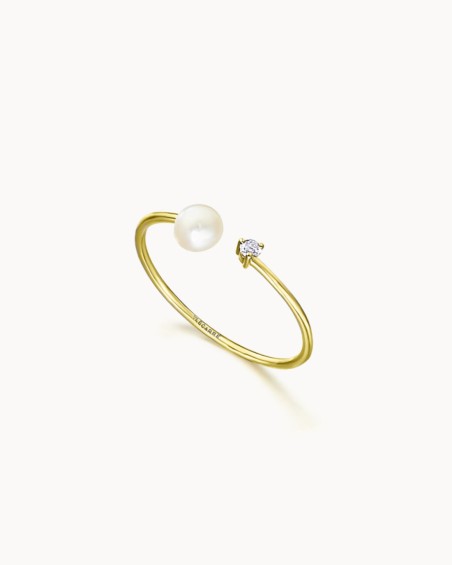 Ring i rent gull med diamanter og perler | LECARRE