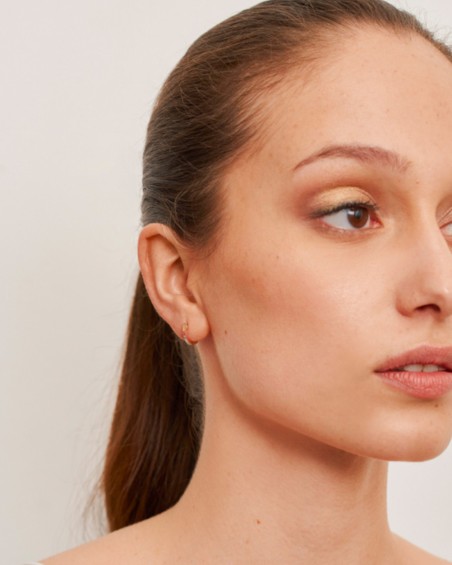 Boucles d'oreilles créoles miniatures en topaze multicolore | LECARRE