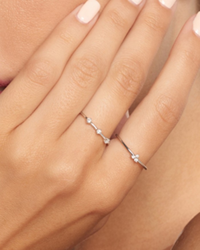 Trinity-ring med vitguldsdiamanter | LECARRE