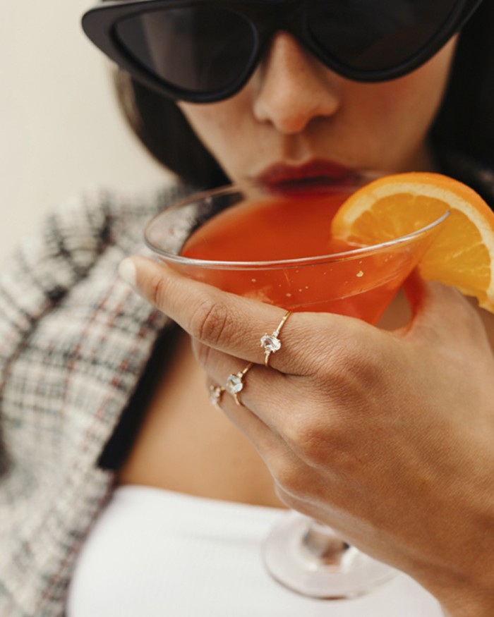 Goldring mit weißem Topas und Diamanten | LECARRE