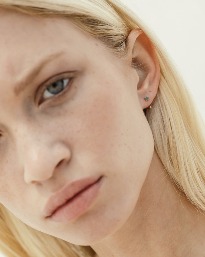 Boucle d'oreille en or émeraude | LECARRE