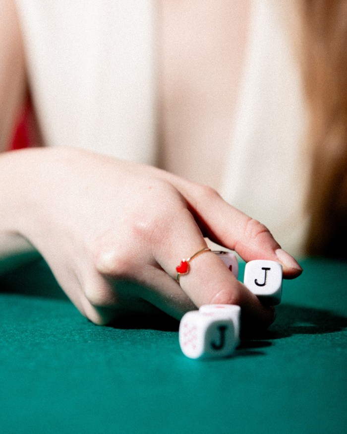 Bague cœur en or émaillé rouge | LECARRE