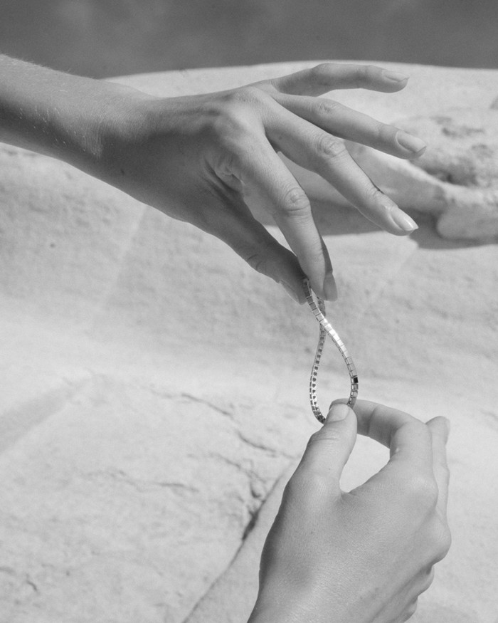 Pulsera Riviere Oro Blanco Plain | LECARRE