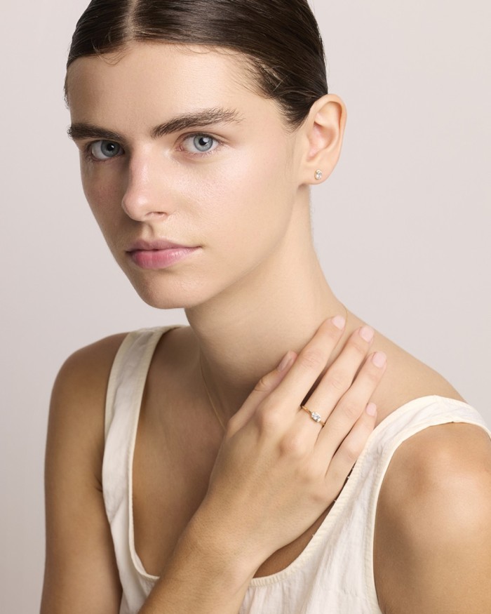 OA Top Ring.Blauwe ovale ring 6x4 | LECARRE