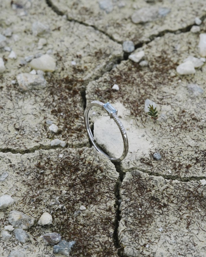 Δαχτυλίδι OB Brill. 0.036 QY Top.Az Ul | LECARRE