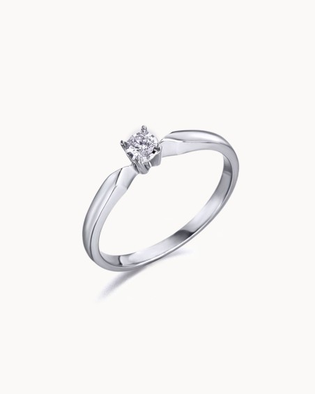Diamond Engagement Ring | LECARRE