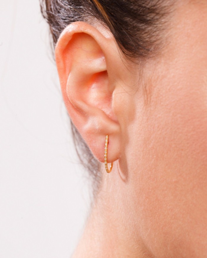 Boucles d'oreilles créoles longues en or et diamants | LECARRE
