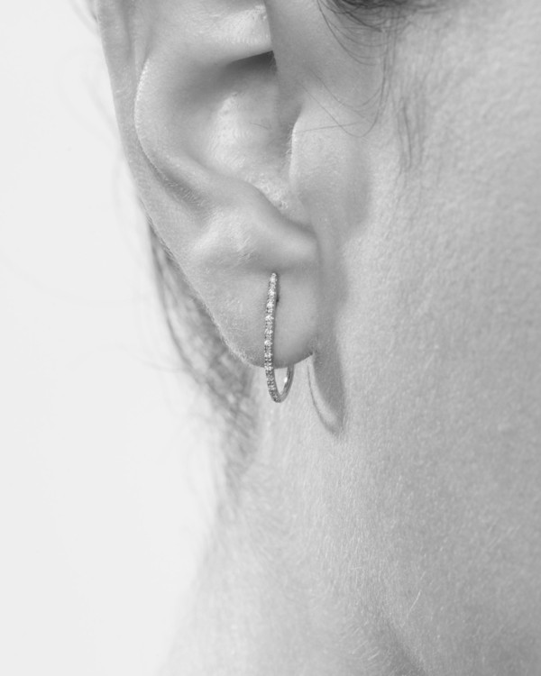 Elongated Hoop Earrings White Gold Diamonds | LECARRE 2