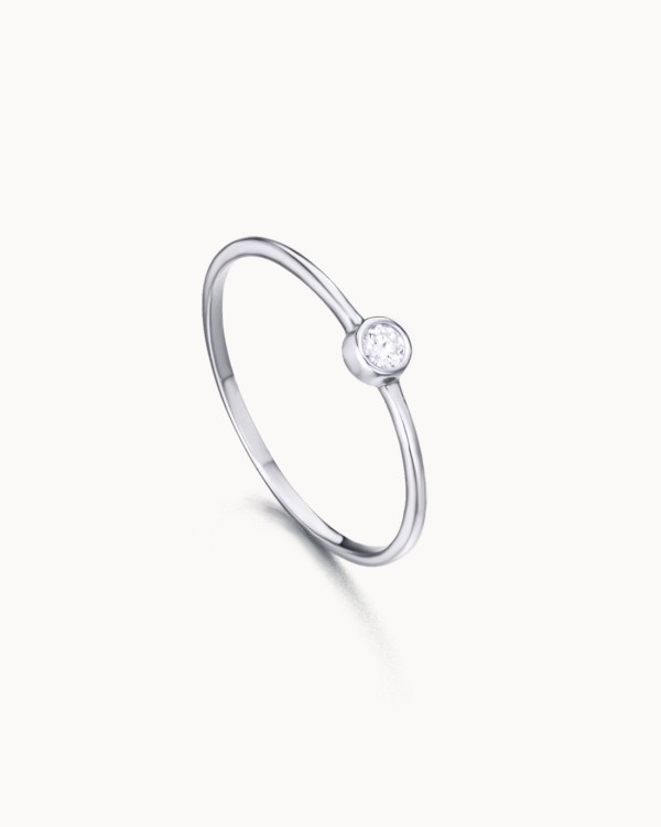 Solitärring aus Weißgold mit Diamant | LECARRE