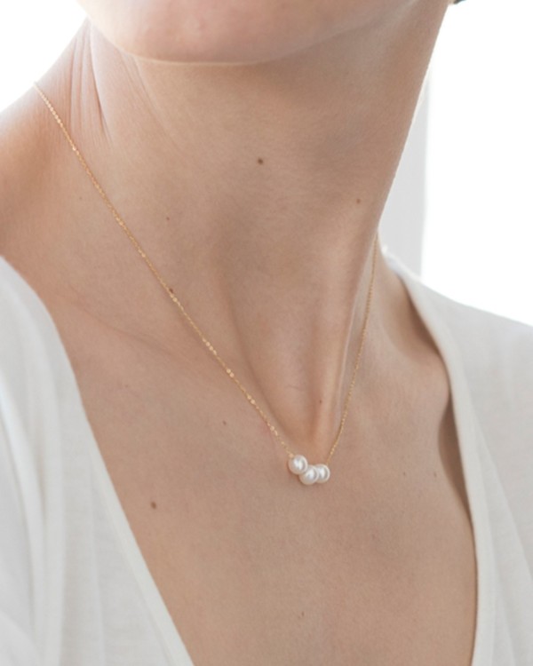 Goldkette mit drei Perlen | LECARRE 2