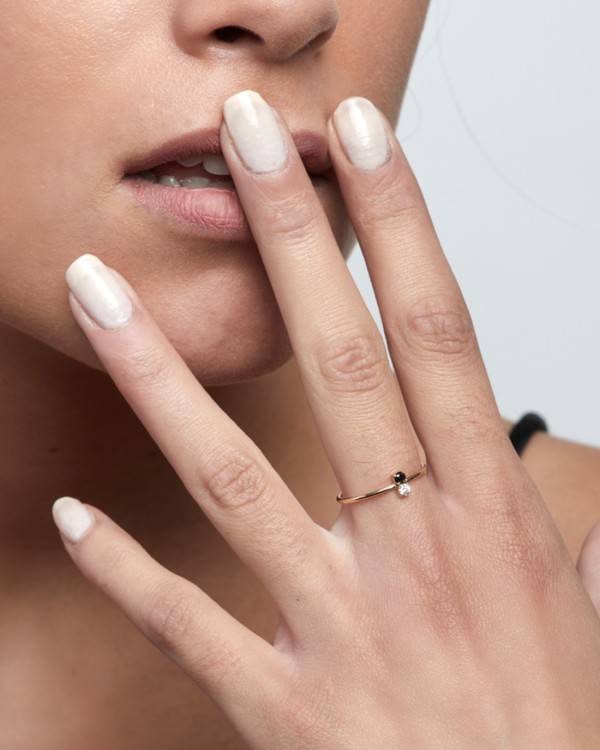 Anello con diamanti neri/bianchi | LECARRE 2