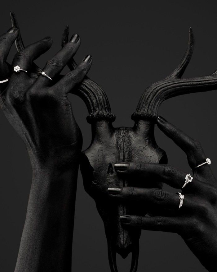 Pierścionek Destiny z białego złota z topazem i diamentami | LECARRE