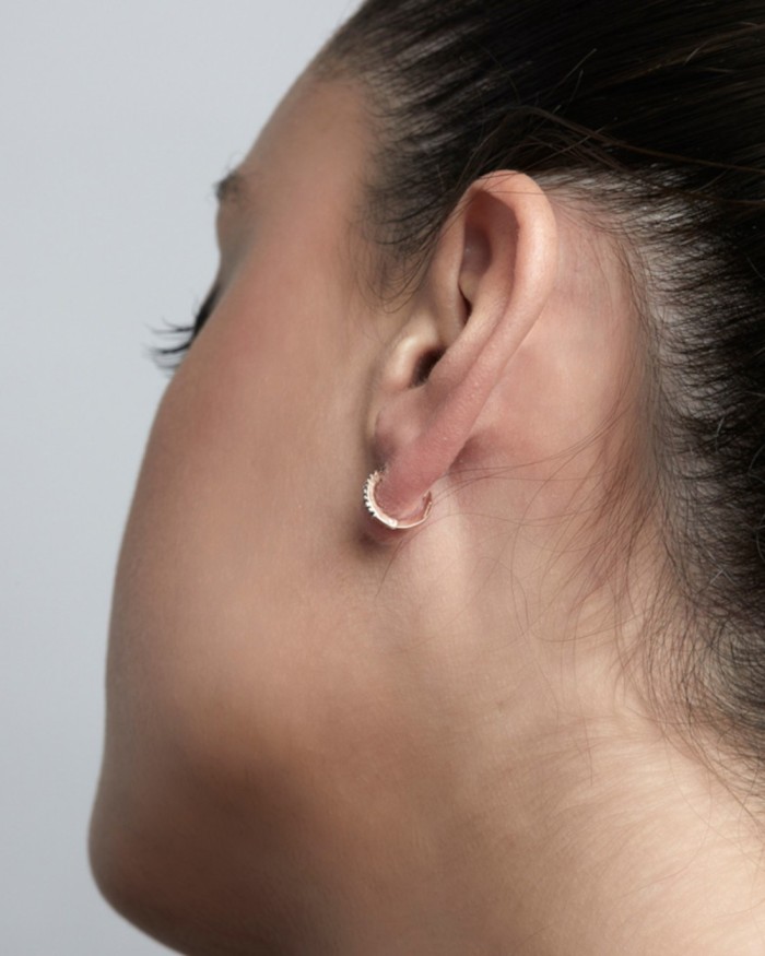 Boucles d'oreilles en or rose et diamants noirs | LECARRE