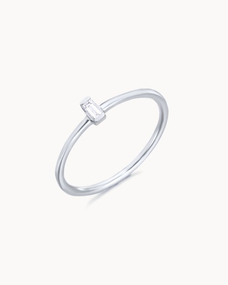 Witgouden ring met baguettegeslepen diamant | LECARRE