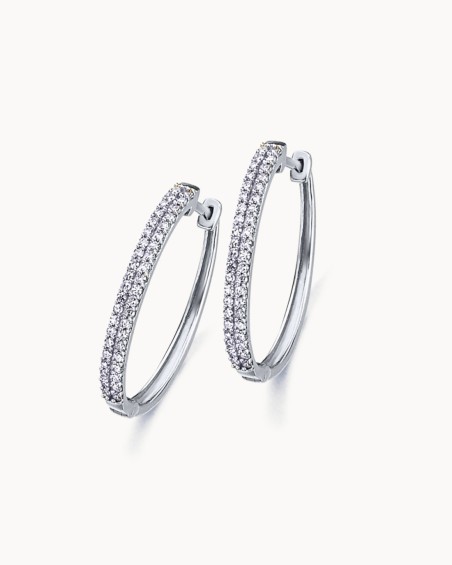 Orecchini in oro bianco con pavé di diamanti | LECARRE