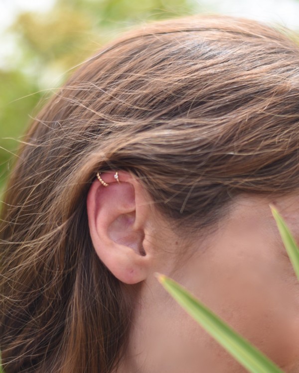 Orecchini con perline dorate Helix | LECARRE 2