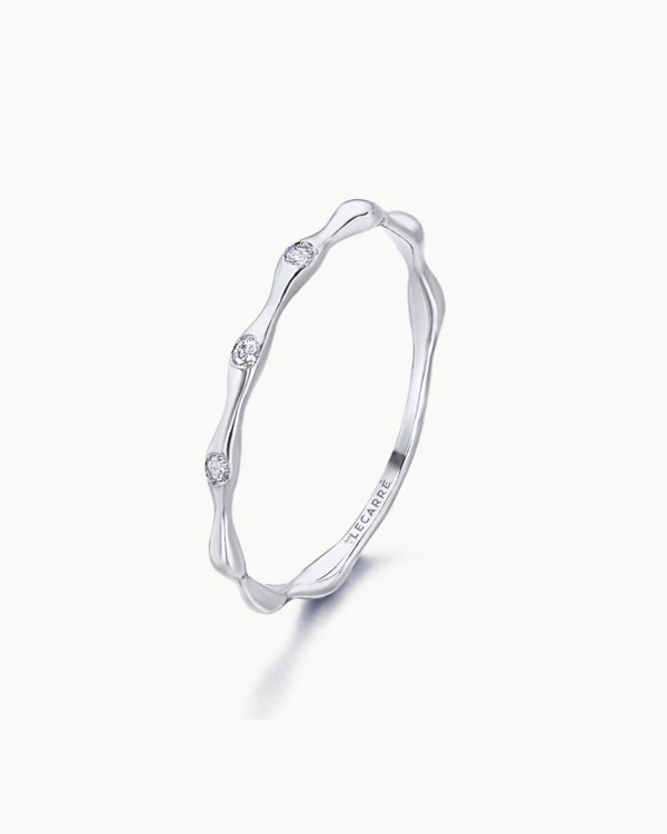 Bamboe ring in witgoud en diamanten | LECARRE