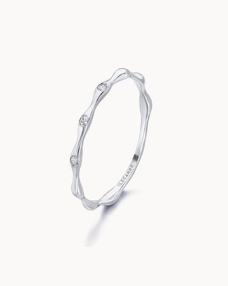Bambu-ring i vitt guld och diamanter | LECARRE