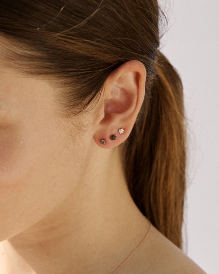 Mini Rosette Gold Diamond Earrings | LECARRE